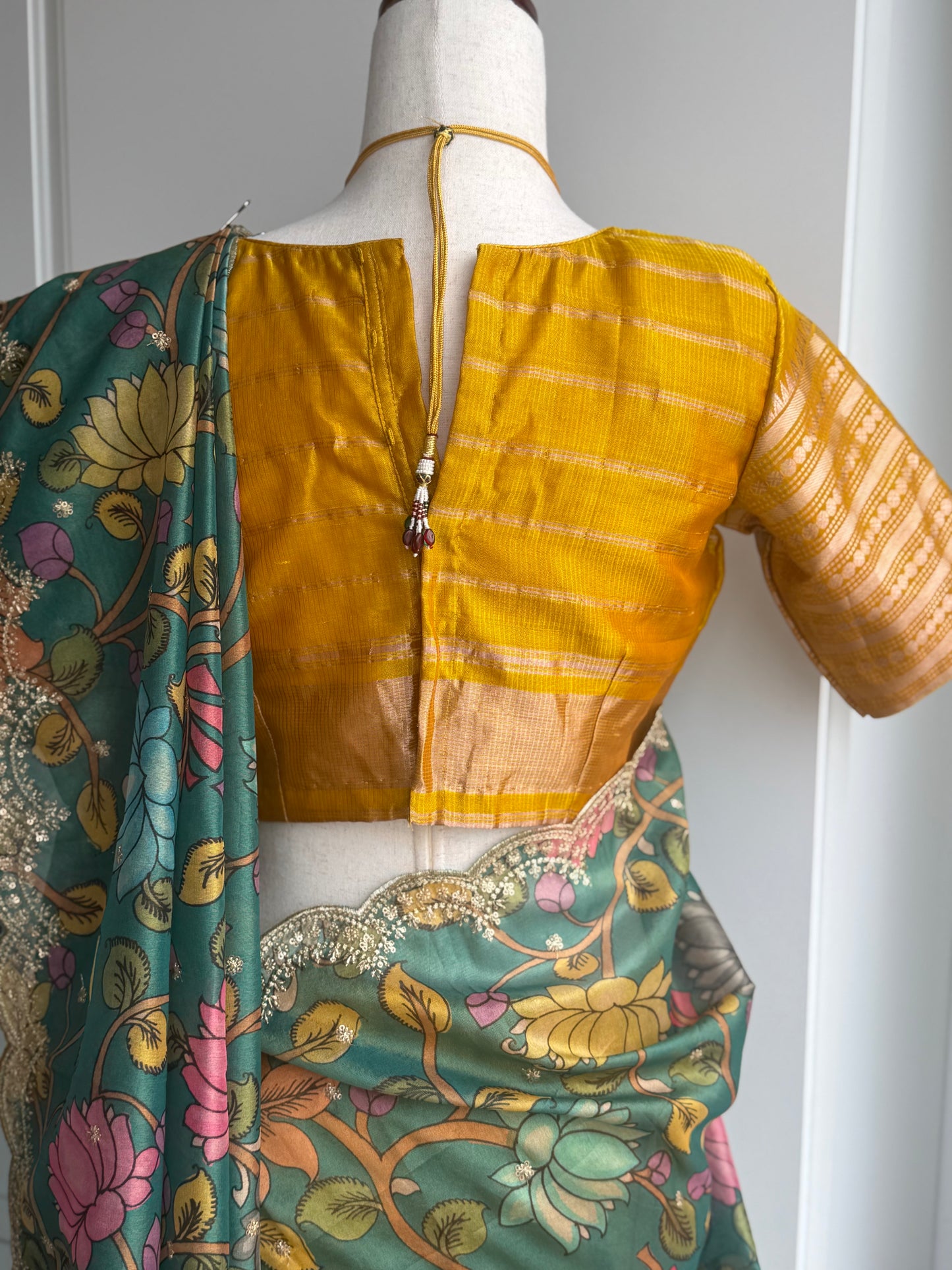 Teens Managalgiri Lehanga set | Langa Voni | Girls Ethnic Wear