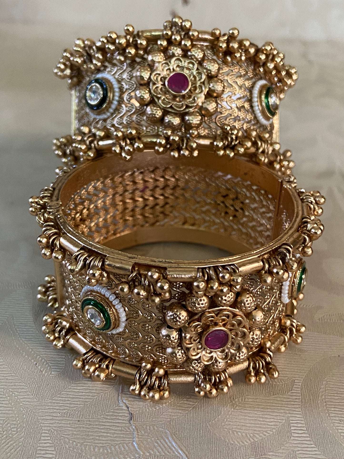 Antique Rajwadi Kangans | Openable Traditional Bangles In USA
