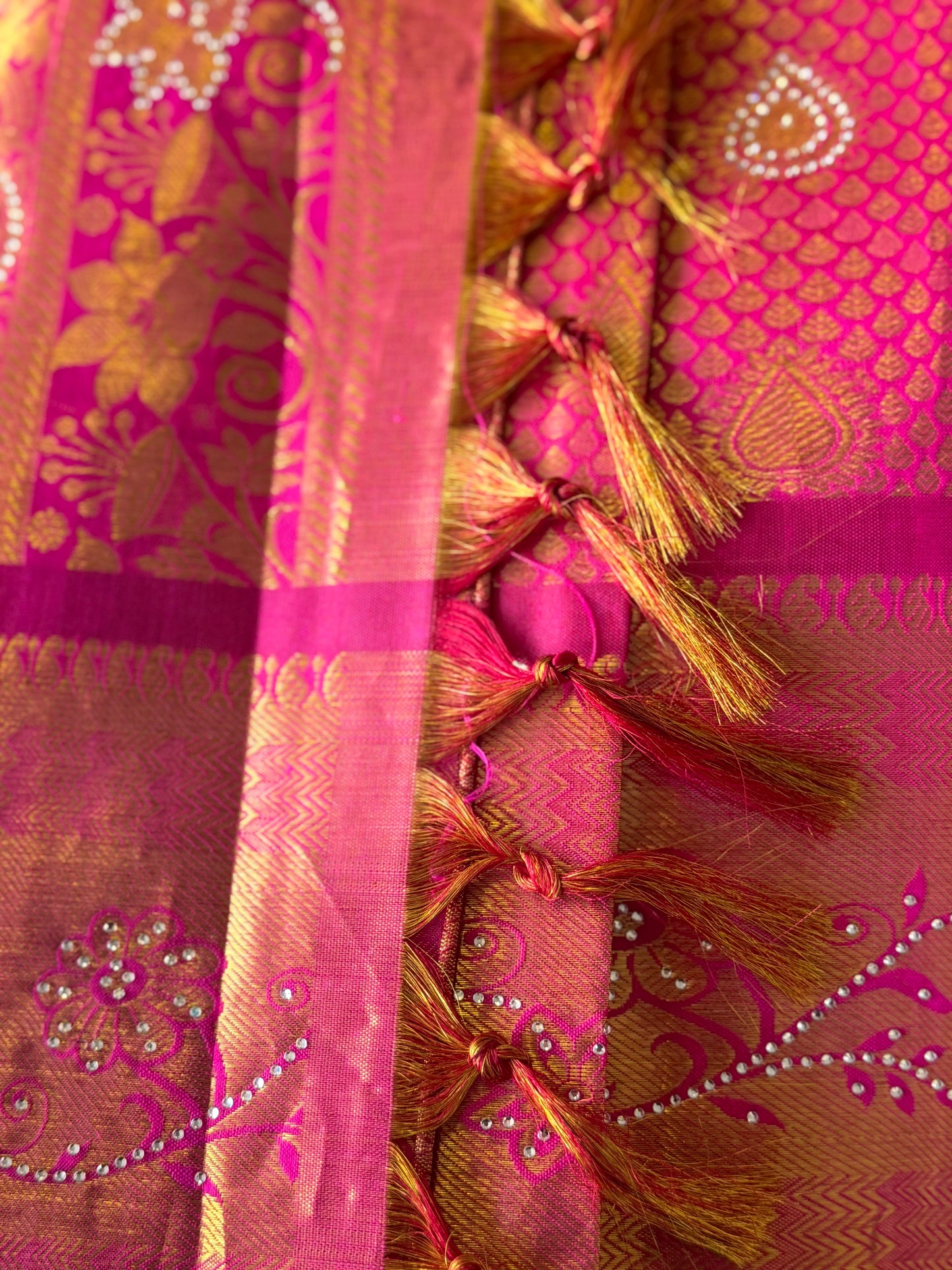 Pure Kanjivaram Pattu Saree | Indian Traditional Saree | Bridal Saree