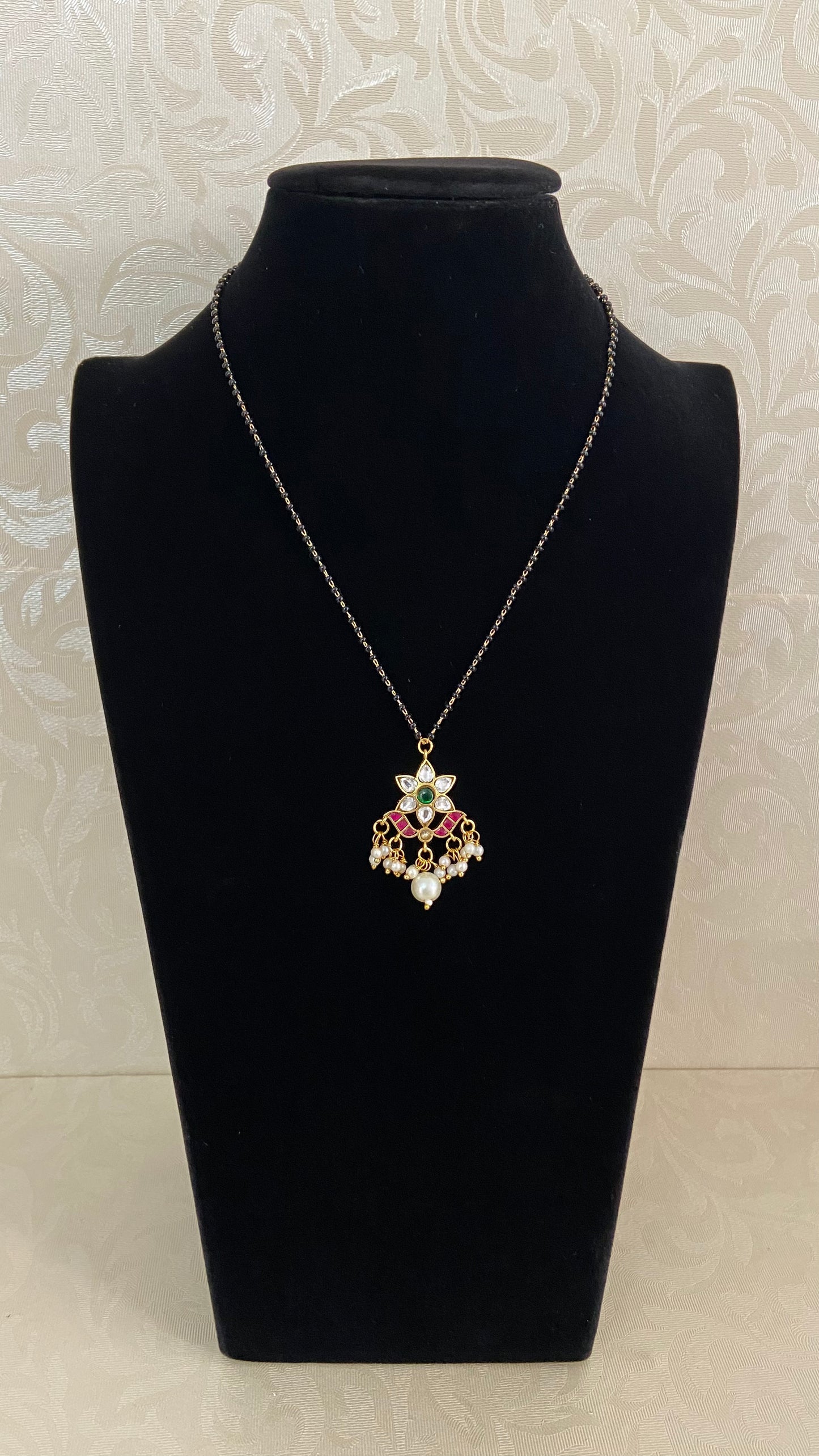 Jadau Kundan Pendant Mangalasutra | Traditional Black Beads