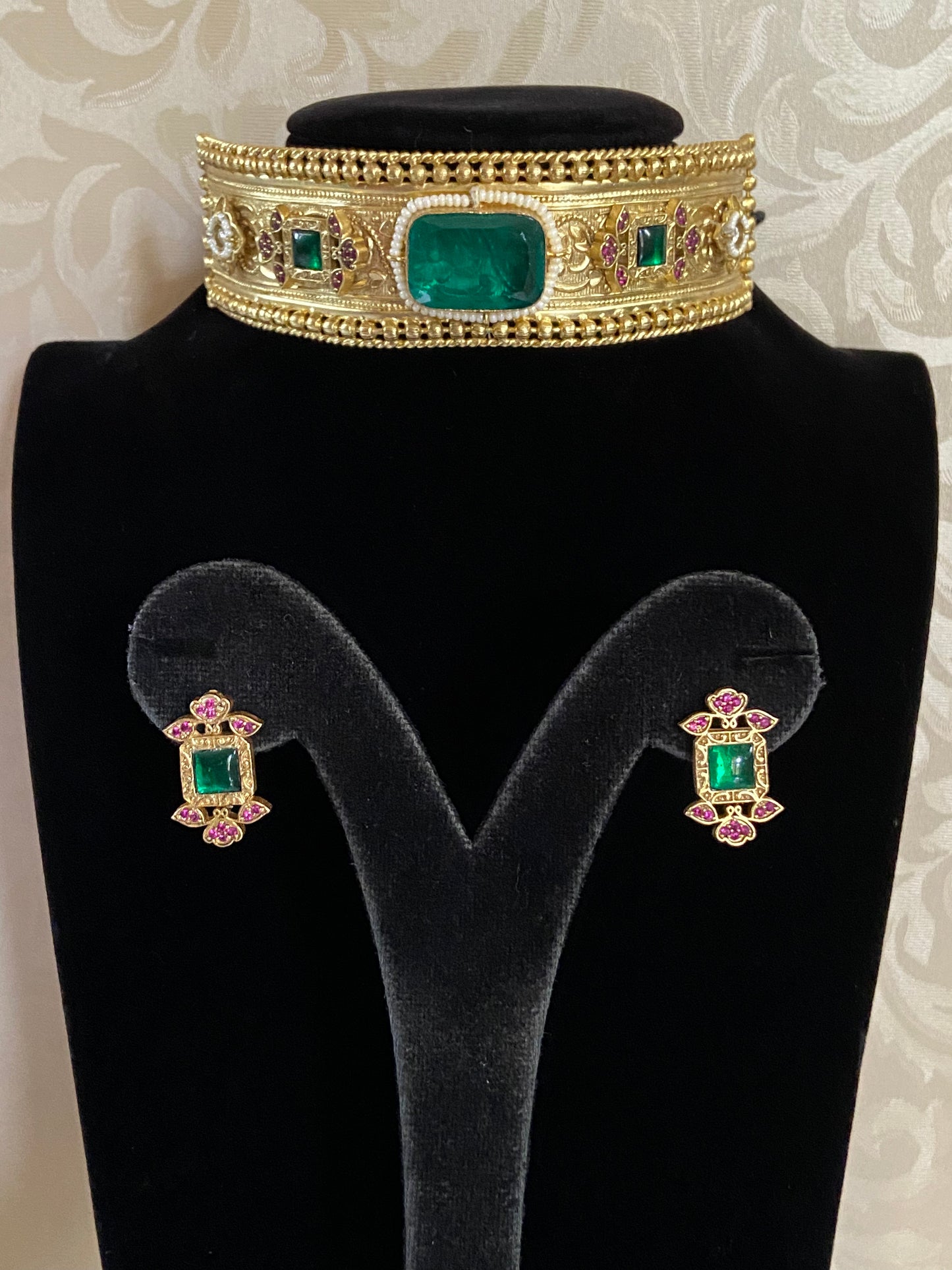 Gold&Emerald Choker | Latest Indian jewelry