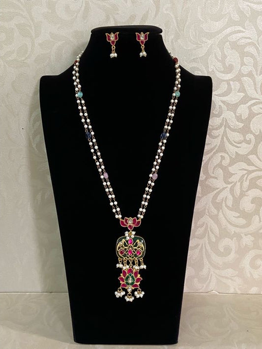 Jadau Kundan Pearls Necklace