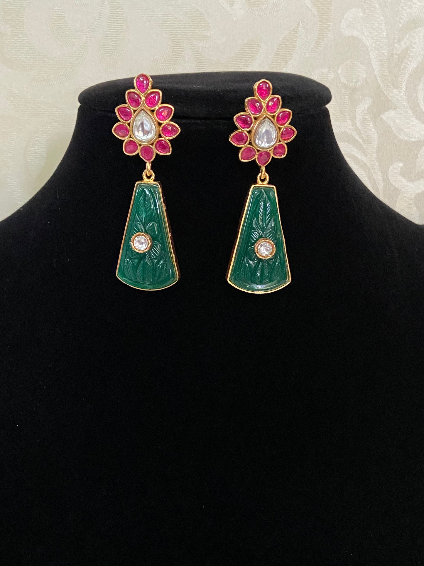 Jadau Kundan & Carved stone earrings