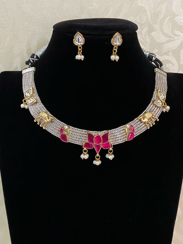 Traditional Kundan Hasli