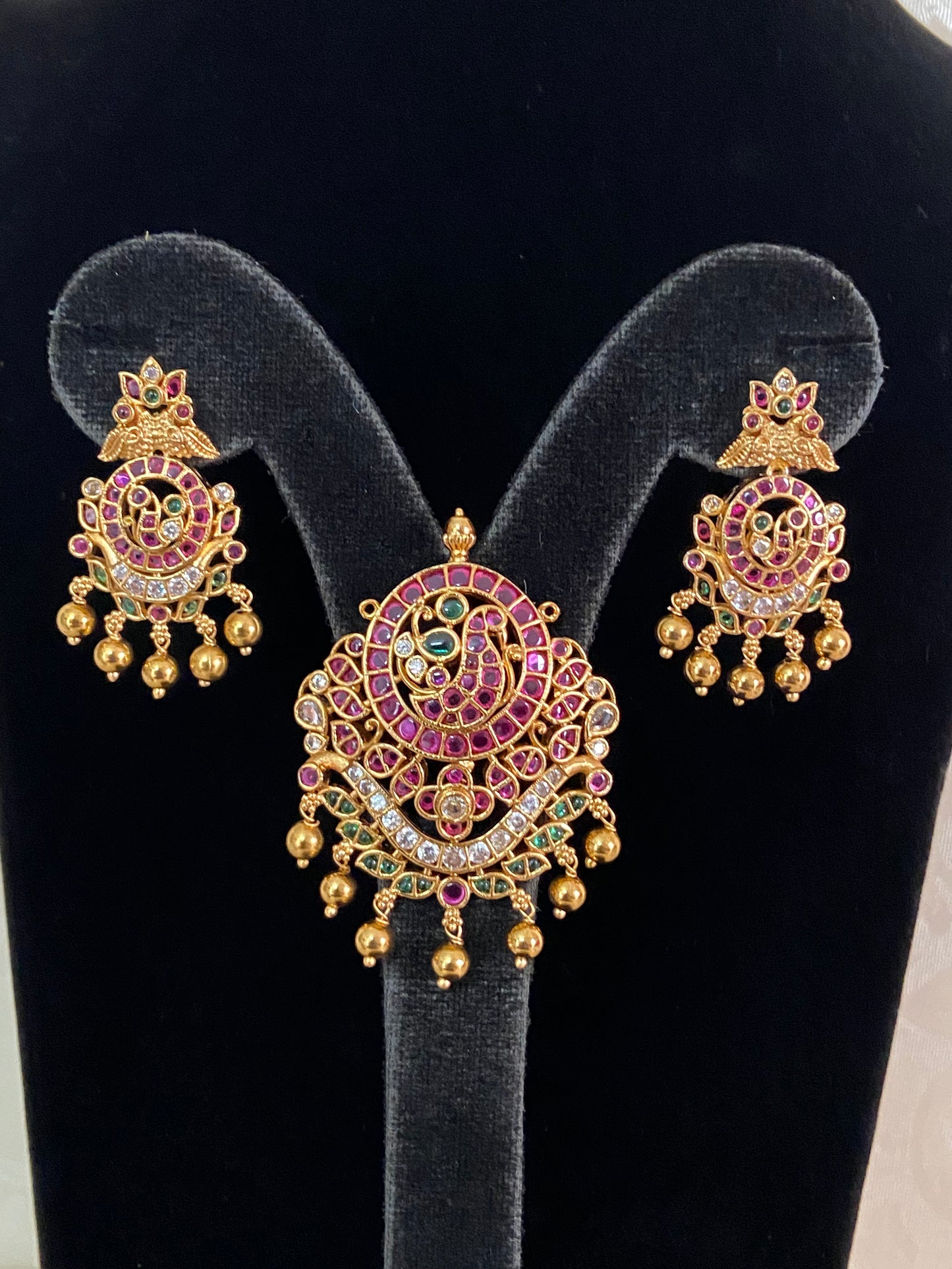 Antique Kemp Pendant Set | Indian Jewelry In USA