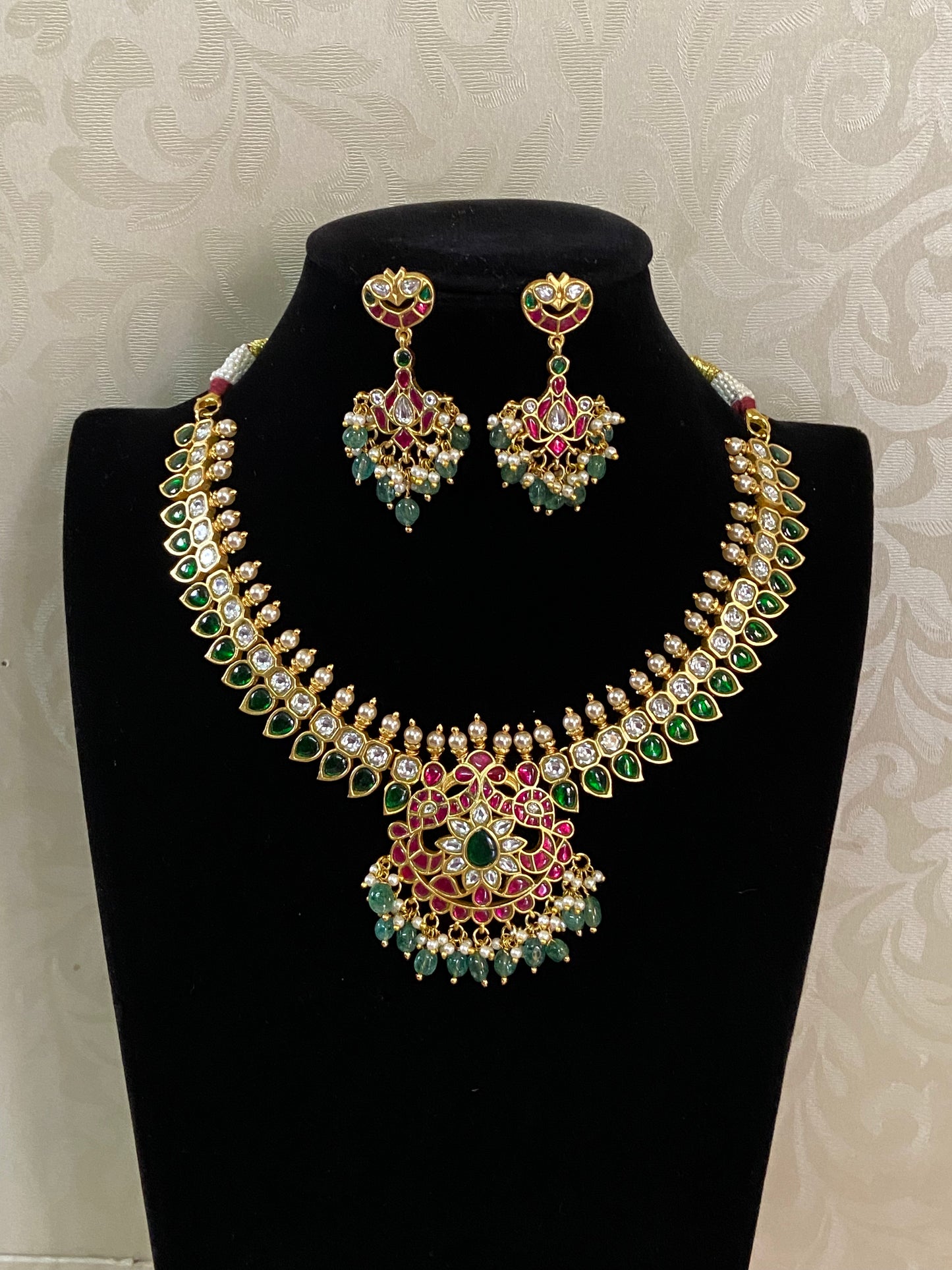 Jadau Kundan Necklace Set | Indian Jewelry In USA