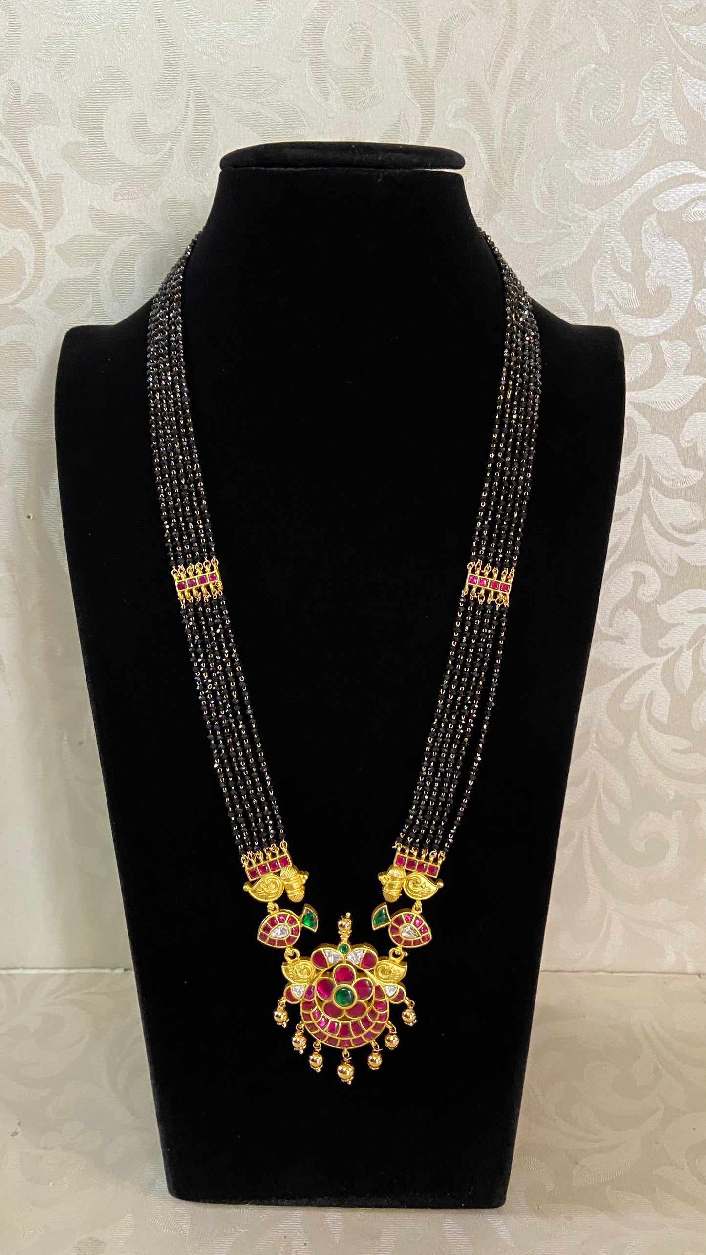 Jadau Kundan Pendant long Black Beads Necklace | Traditional Mangalasutra