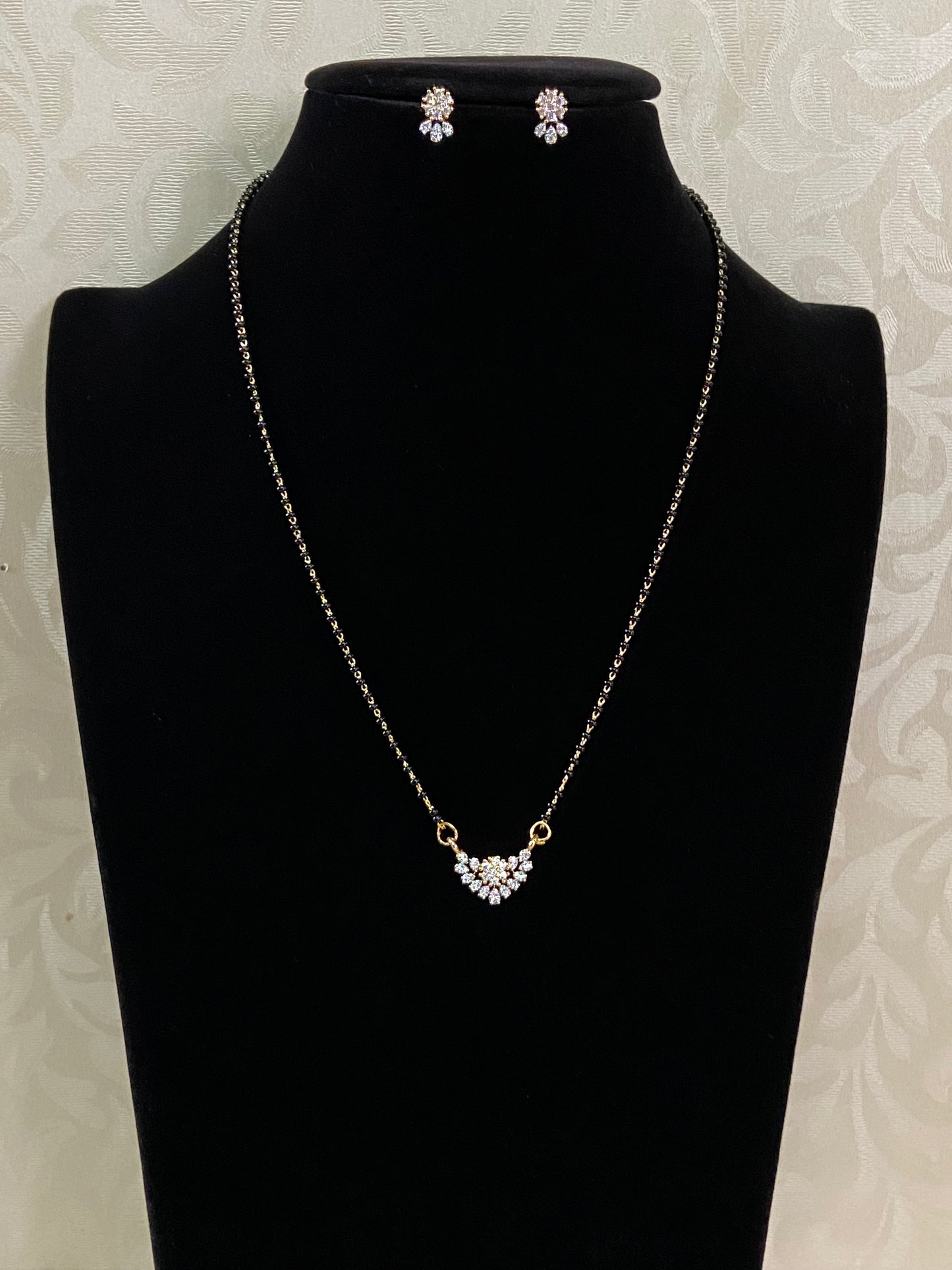 AD Traditional Mangalasutra | Simple Blackbeads