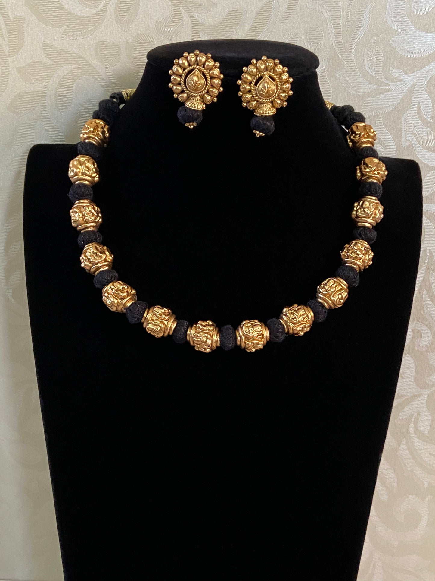 Black Thread & Antique balls Necklace