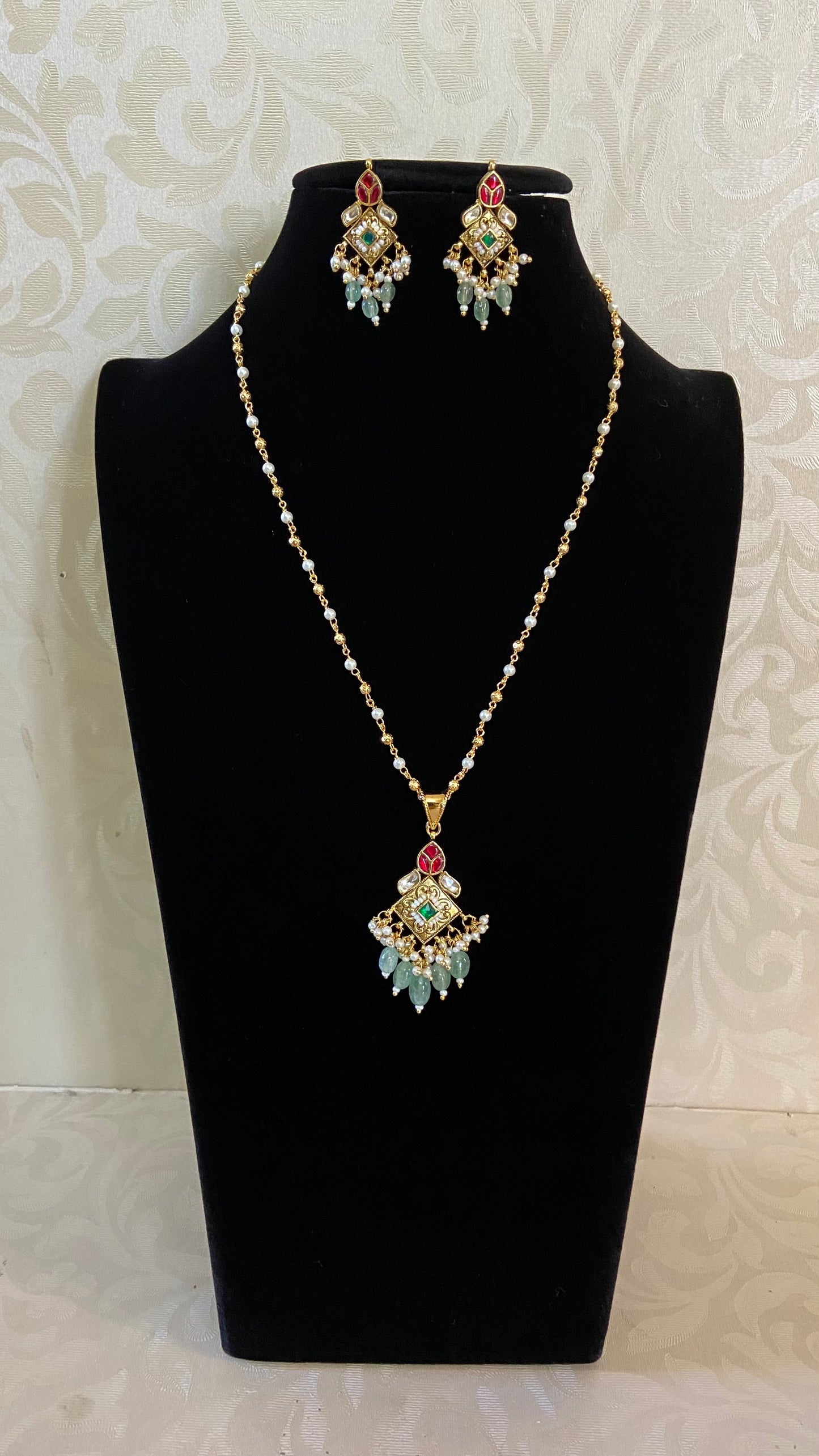 Kundan Pendant Gold & pearl Beads Chain With Earrings | Simple Necklace