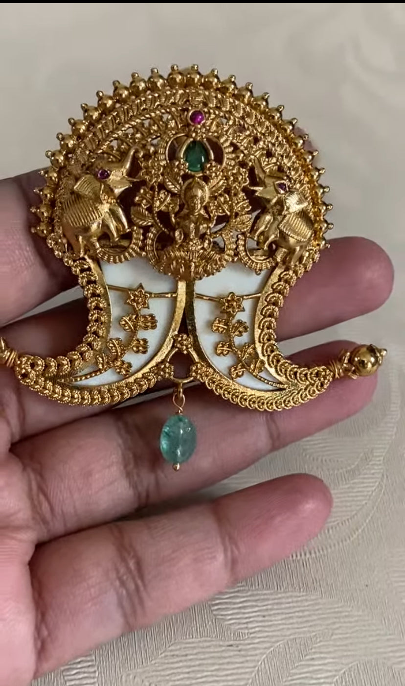 Traditional Lakshmi Tiger Nail Pendant | Puli Goru Pendant