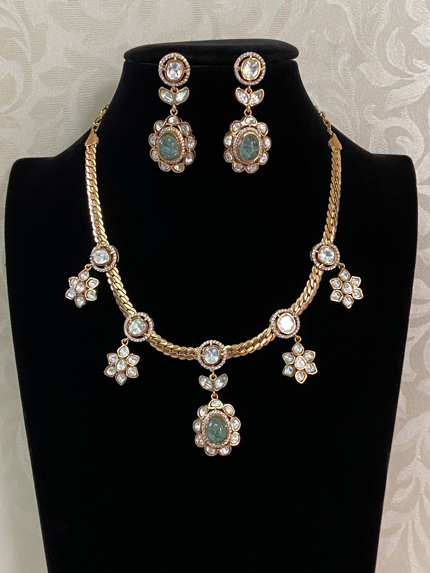 Antique Polki Kundan Necklace