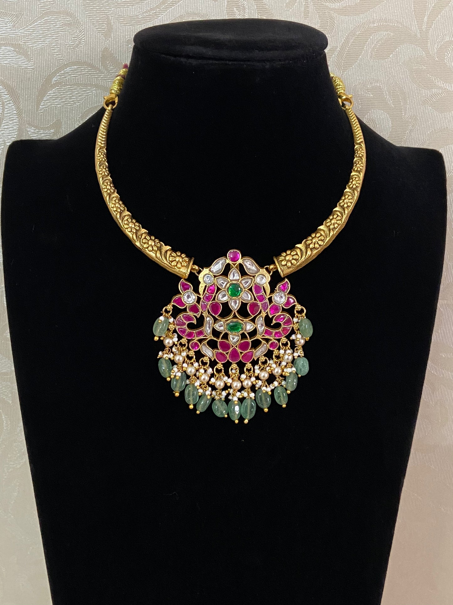 Jadau Kundan Pendant  Kante Necklace | Indian traditional jewelry