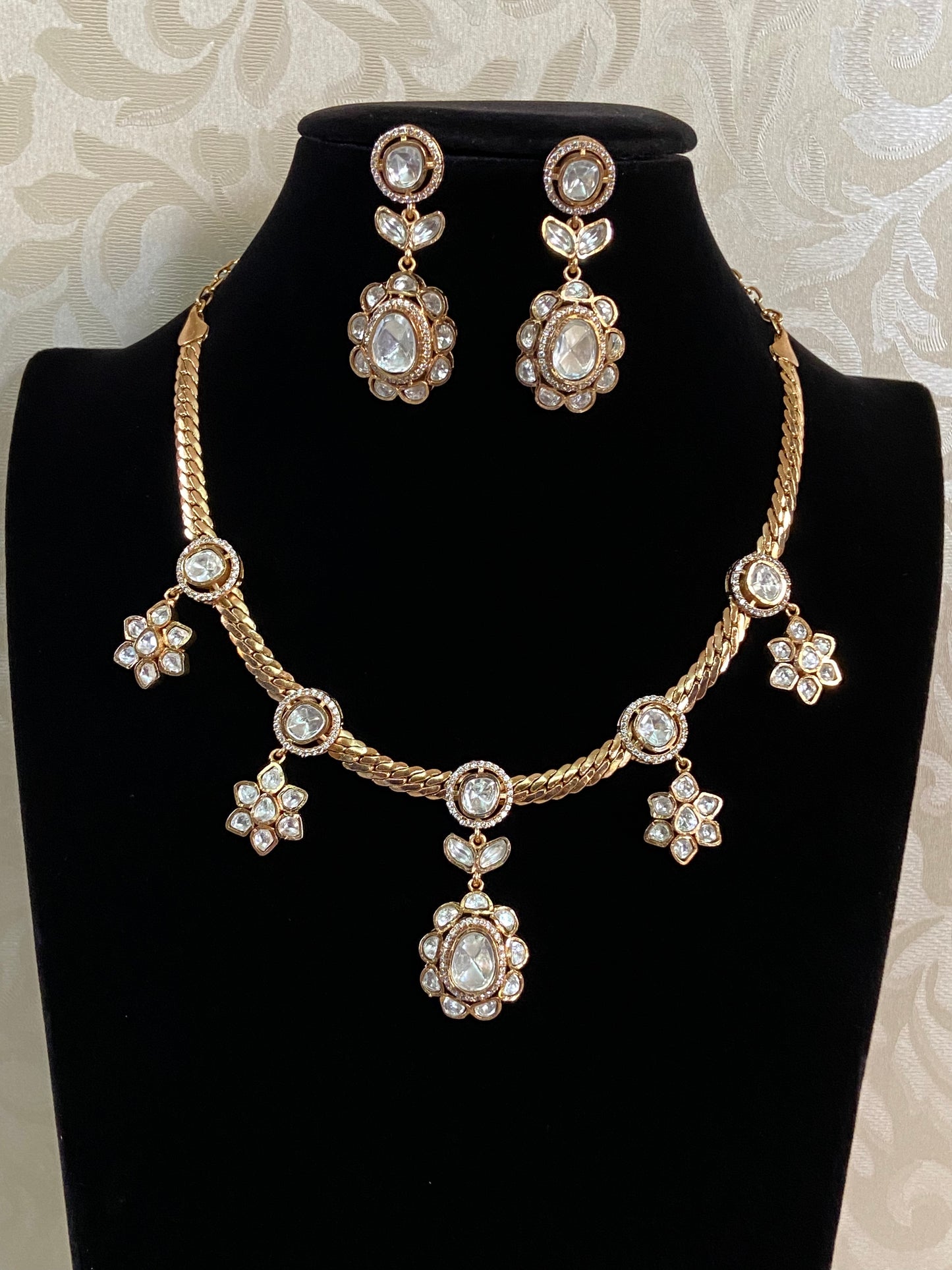 Antique Polki Kundan Necklace