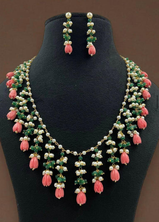 Tulips necklace | Light weight necklace | Indian jewelry in USA