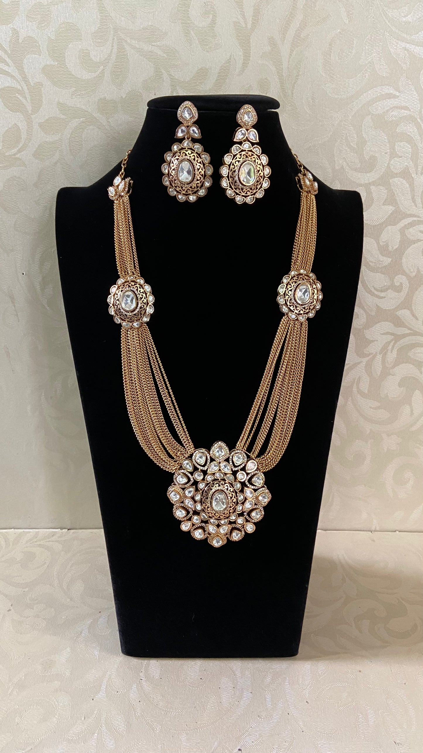 Polkii Middle & Side Pendant Necklace  | Trending Jewelry