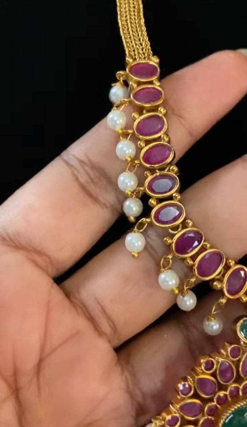 Matte Gold Ruby Green Necklace With Studs | South Indian Necklace