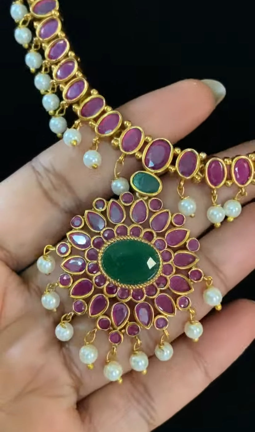 Matte Gold Ruby Green Necklace With Studs | South Indian Necklace