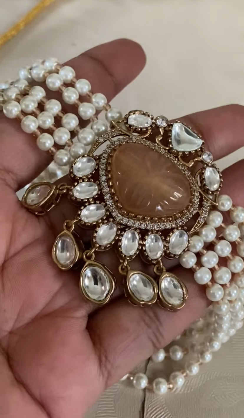 Victorian Polki Carved kundan  Pendant Pearl Choker| Indian choker with Earrings