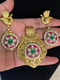 Antique Kundan Pendant & Earrings | Indian Pendant Set
