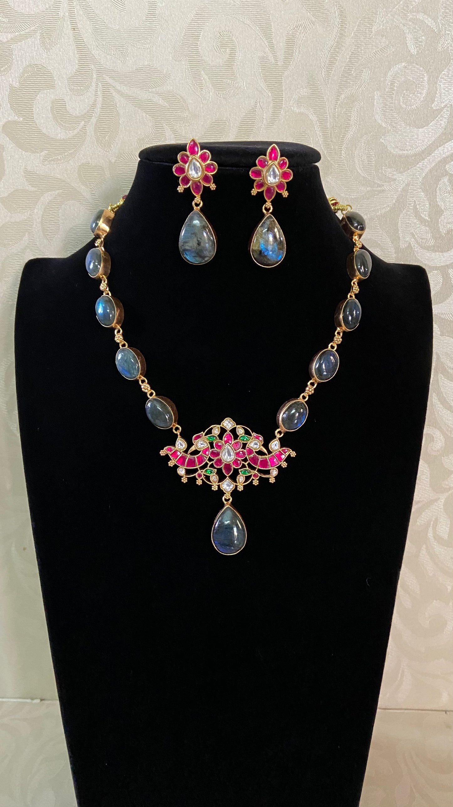 Jadau Pendant Natural Stones Fusion Necklace Set | Indian Necklace | Gift idea