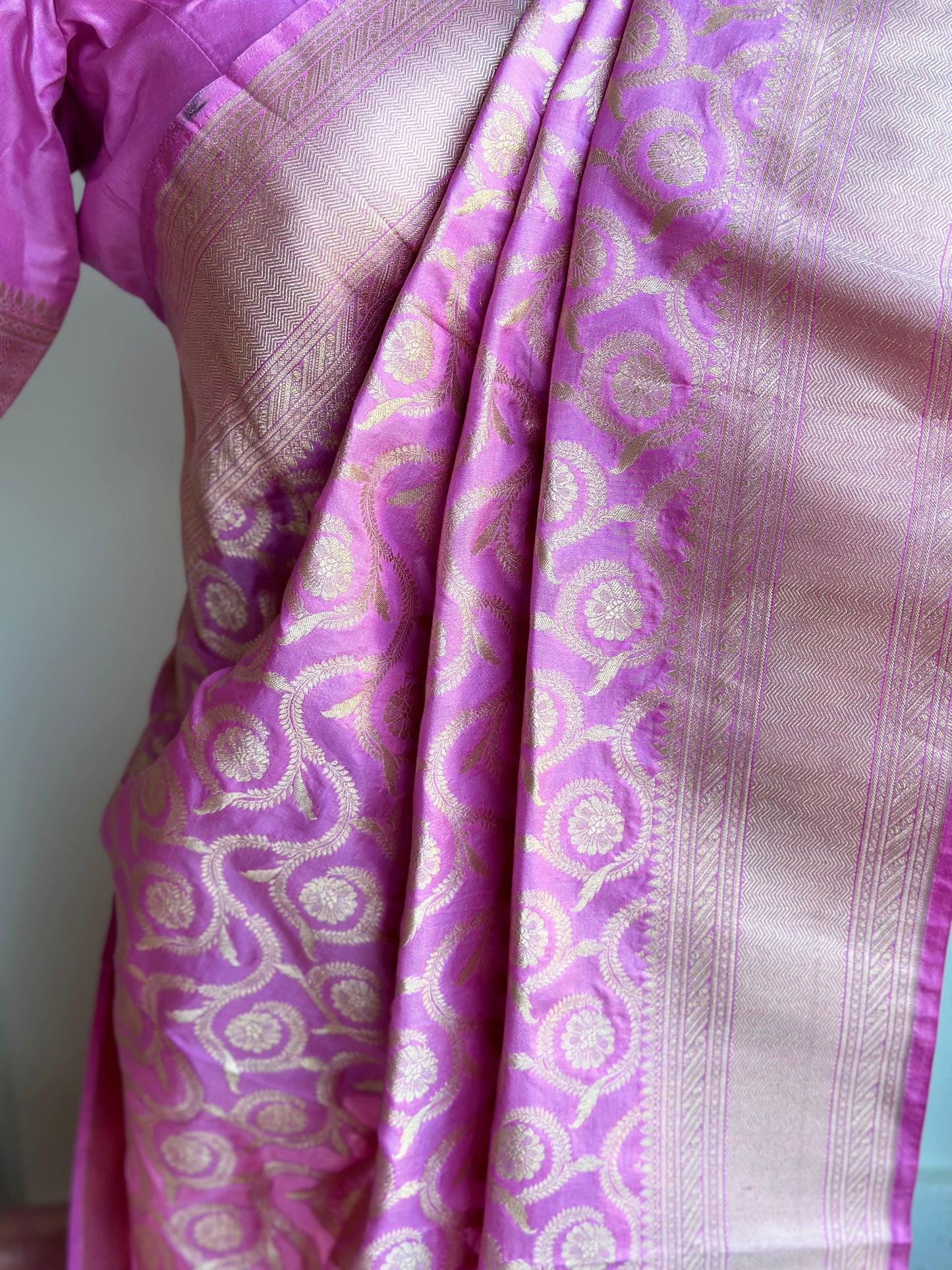 Pure Banaras Jaal Saree