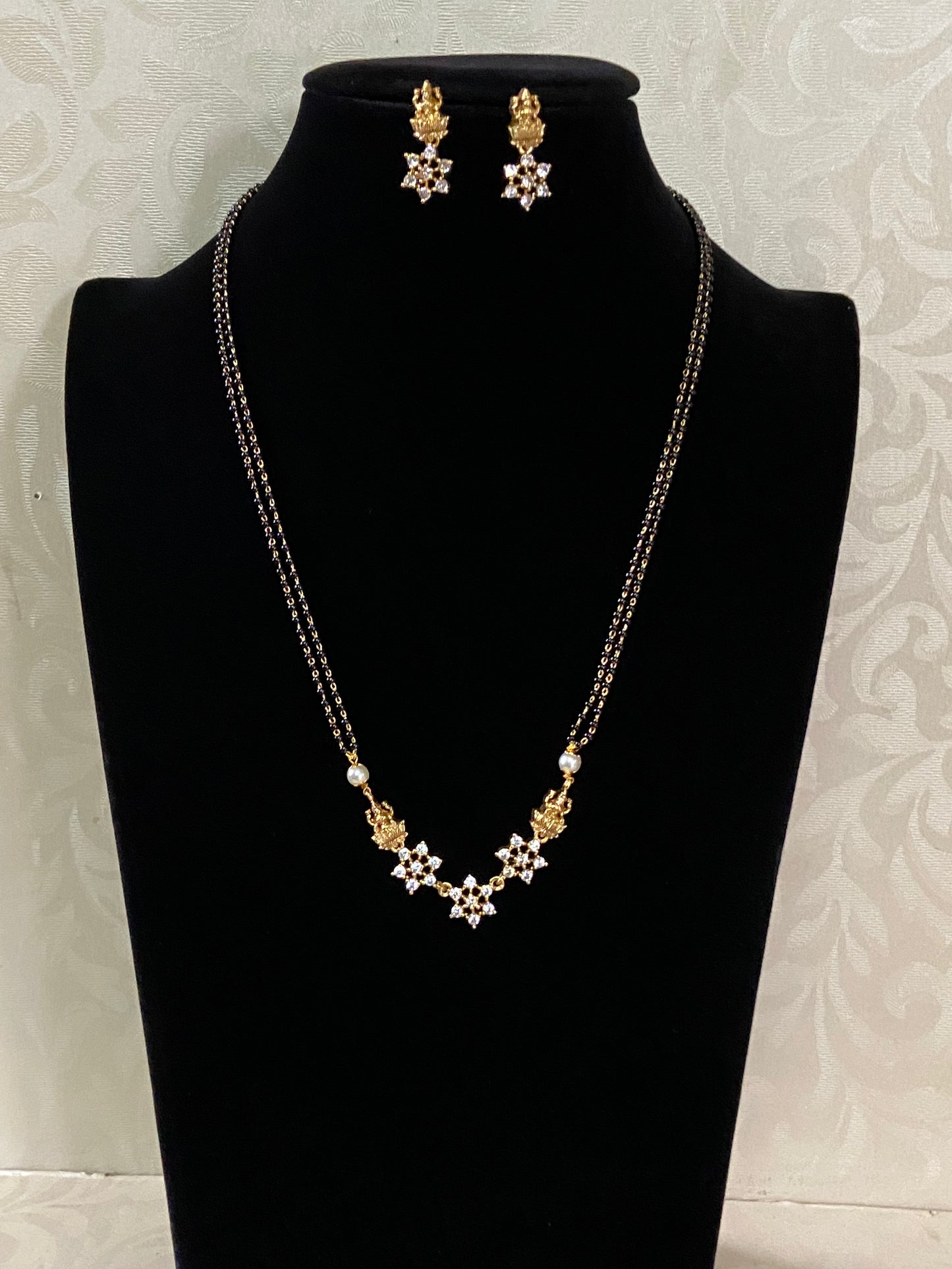 AD Flower & Lakshmi Ideal Mangalsutra | Traditional Mangalsutra