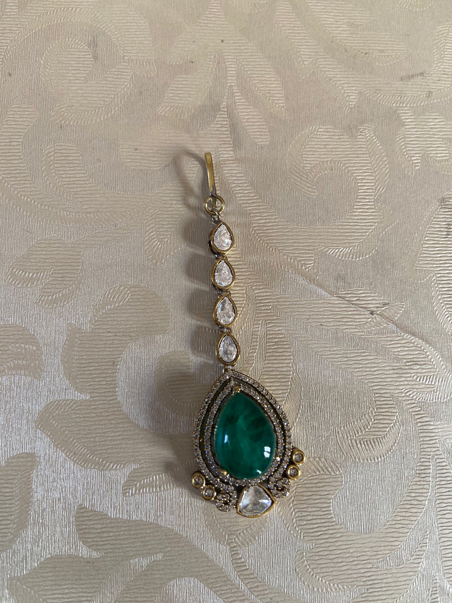 Moissanite Kundan Maang Tikka