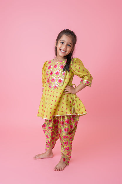 Girls Green Kurti & Dhoti