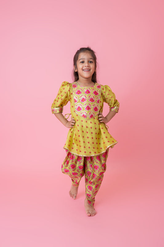 Girls Green Kurti & Dhoti