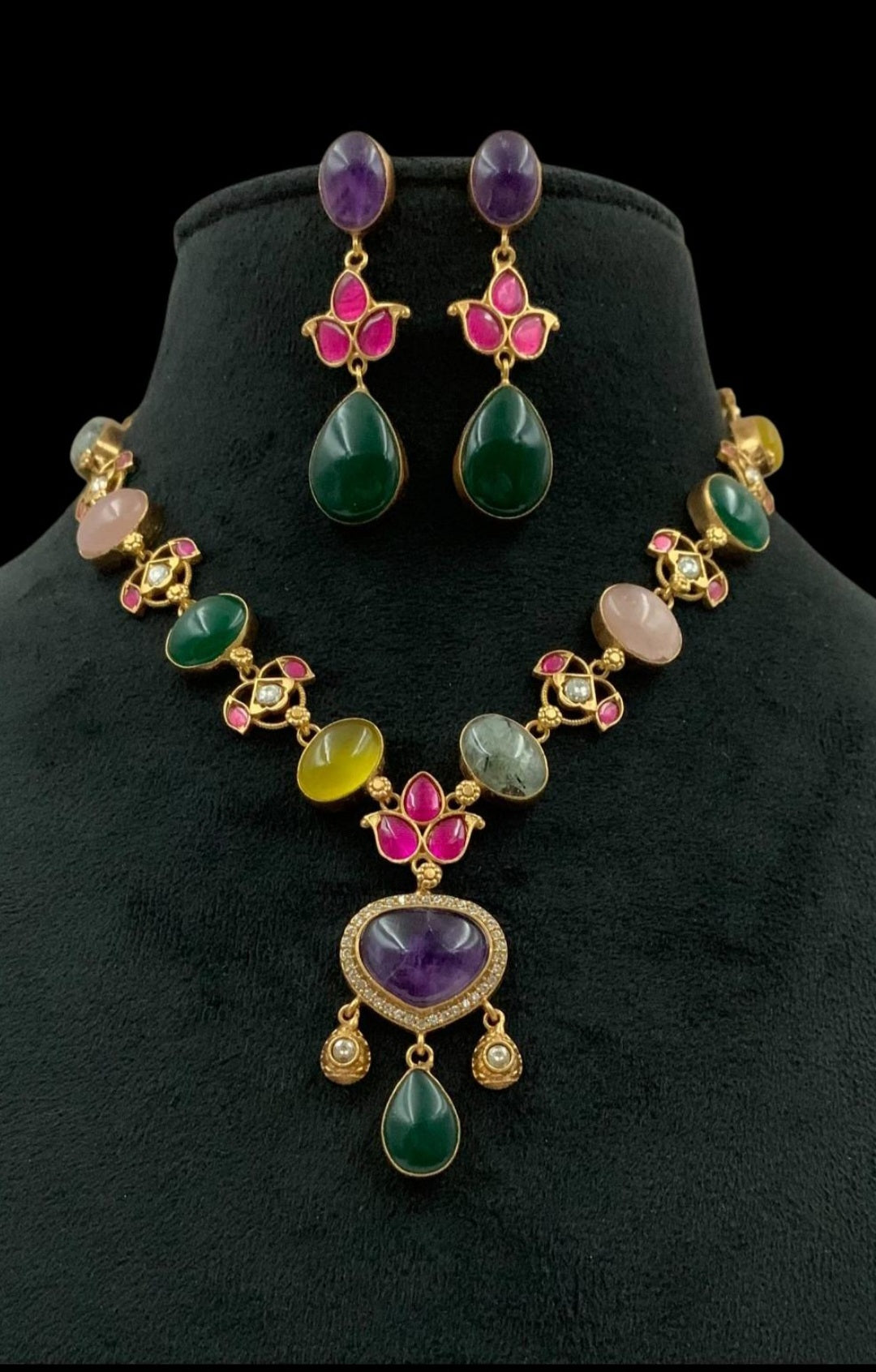 Kundan Fusion Natural Stones Necklace Set | Indian jewelry In USA