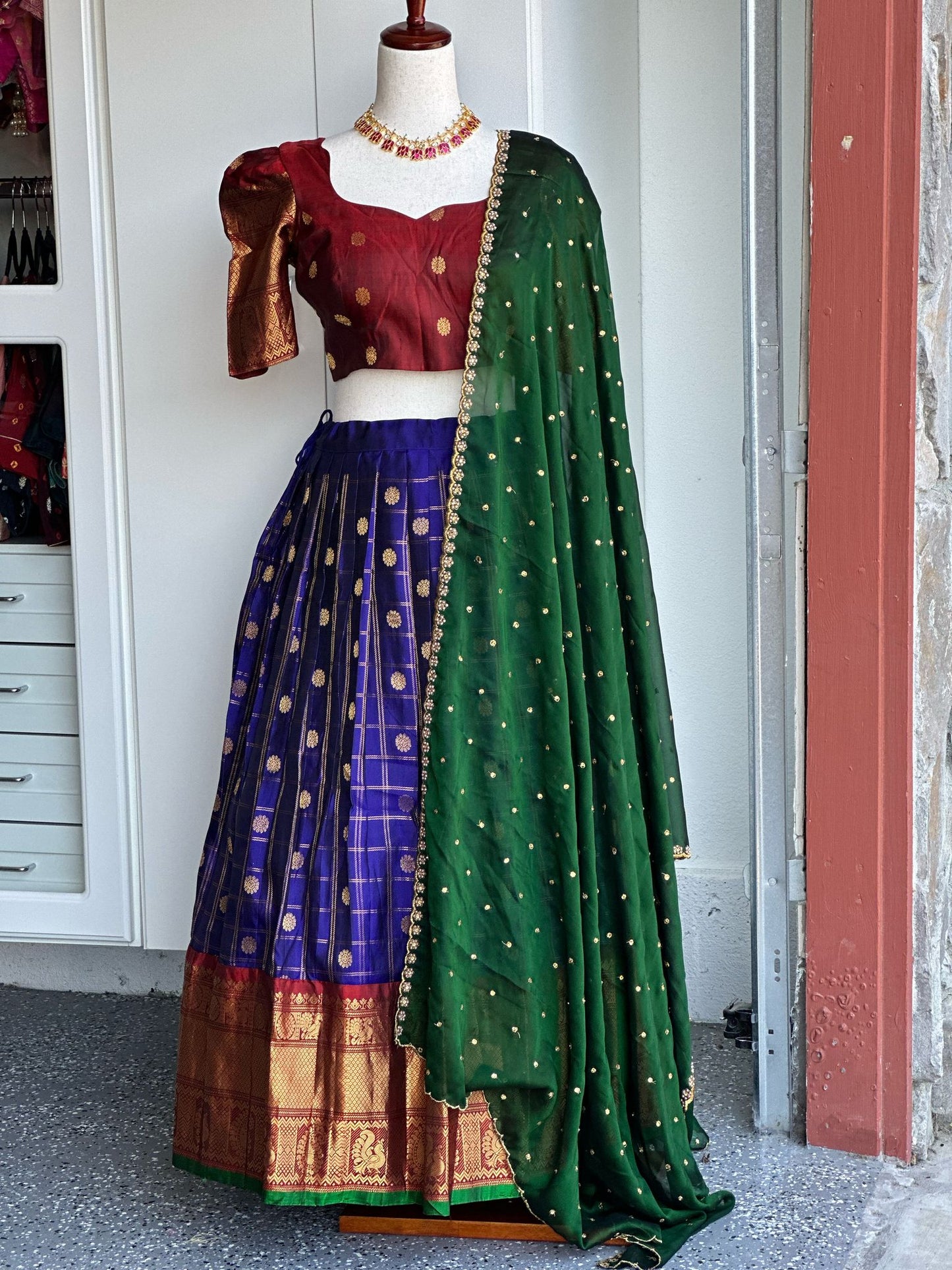 Teens Gadwal Silk lehanga |Partwear Pattu pavada lehanga | Lehanga voni