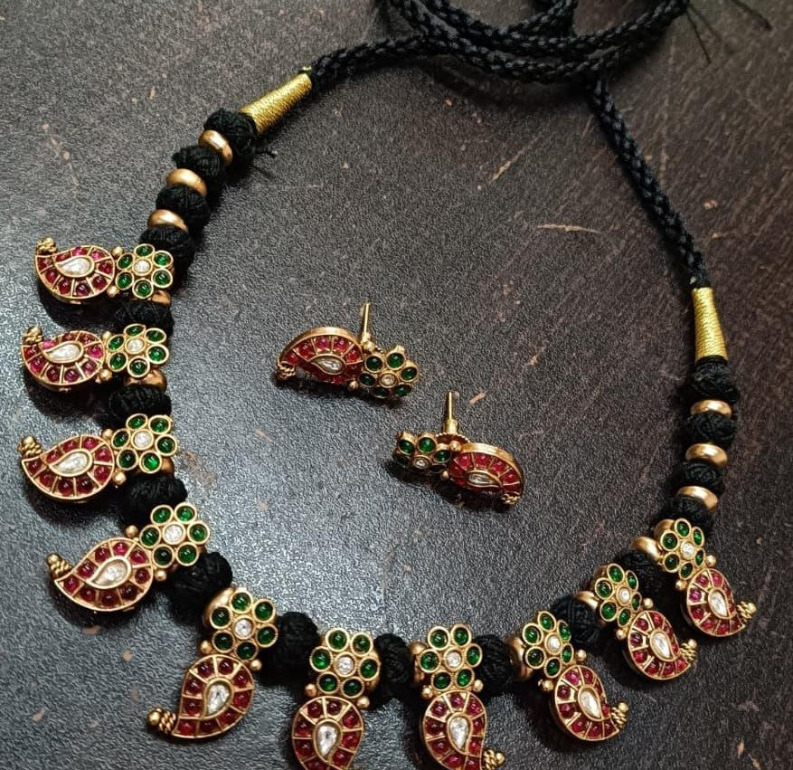 Kemp Mango Pendants Black Thread Necklace Set | Traditional Indian Jewelry In USA | Mangalsutra