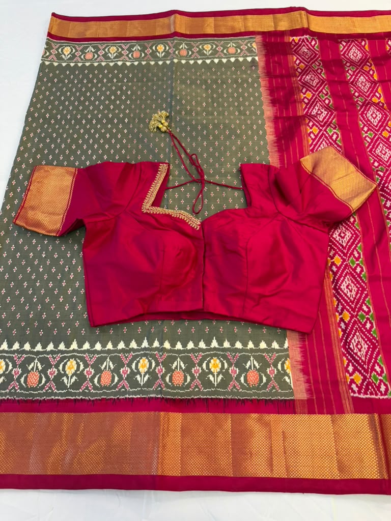 Ikkat Handloom Sarees | Traditional Indian Saree | Pochampalli Light Weight Saree