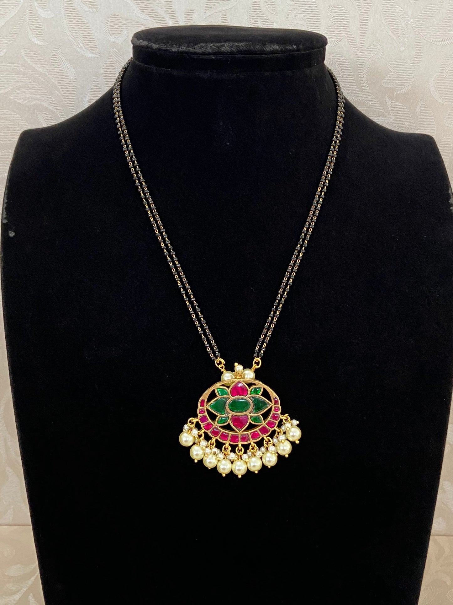 Jadau kundan mangalsutra | Black beads necklace