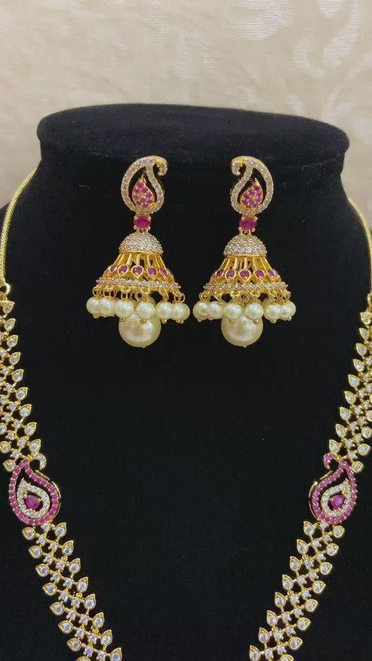 Mango motif necklace