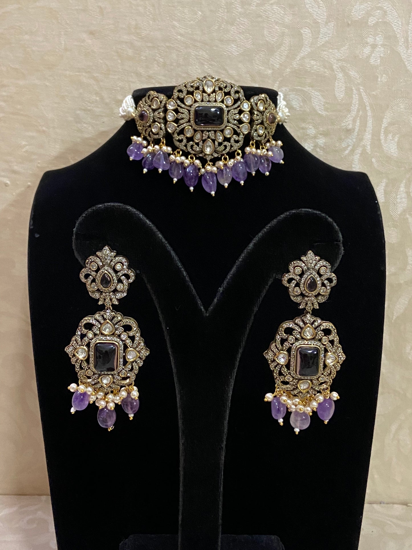 Victorian pendant choker | Indian jewelry